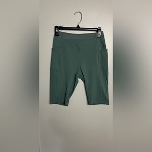 NWT yoga shorts